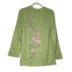 Vintage Embroidered Floral Sweater Size S Feminine Nina Leonard Flowers Classic